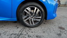 Peugeot 208 1.2 PureTech 100 Allure Premium + 5dr Petrol Hatchback